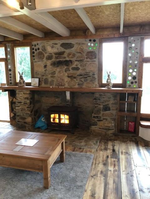 Rabbits 1Or 2 Bedroom Hobbit Style Hillset Earthen Dartmoor Eco Home South Brent Exteriör bild