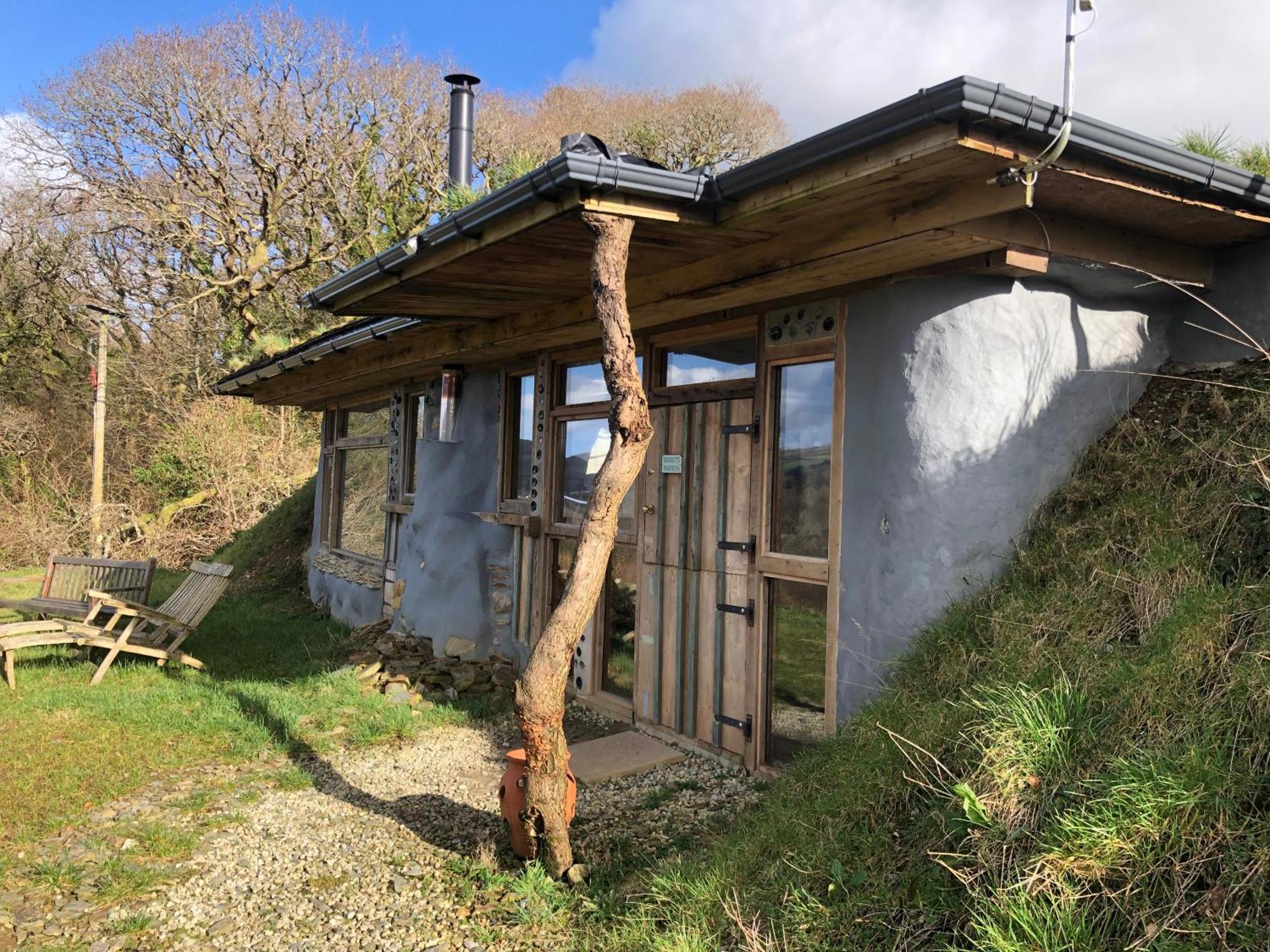 Rabbits 1Or 2 Bedroom Hobbit Style Hillset Earthen Dartmoor Eco Home South Brent Exteriör bild