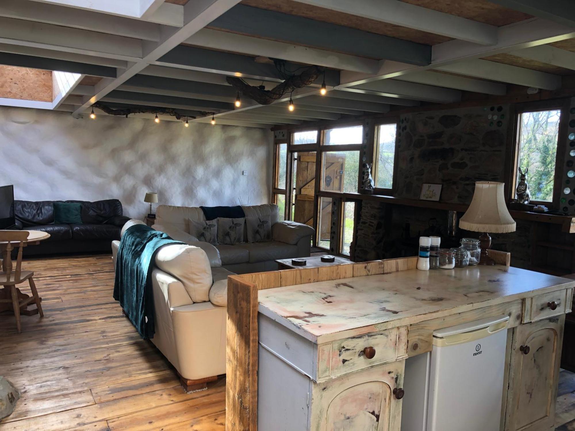 Rabbits 1Or 2 Bedroom Hobbit Style Hillset Earthen Dartmoor Eco Home South Brent Exteriör bild
